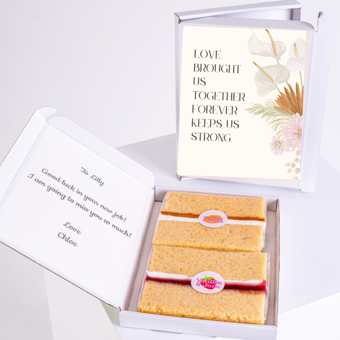 Cake gift box with message for Lilly (49_43631000)