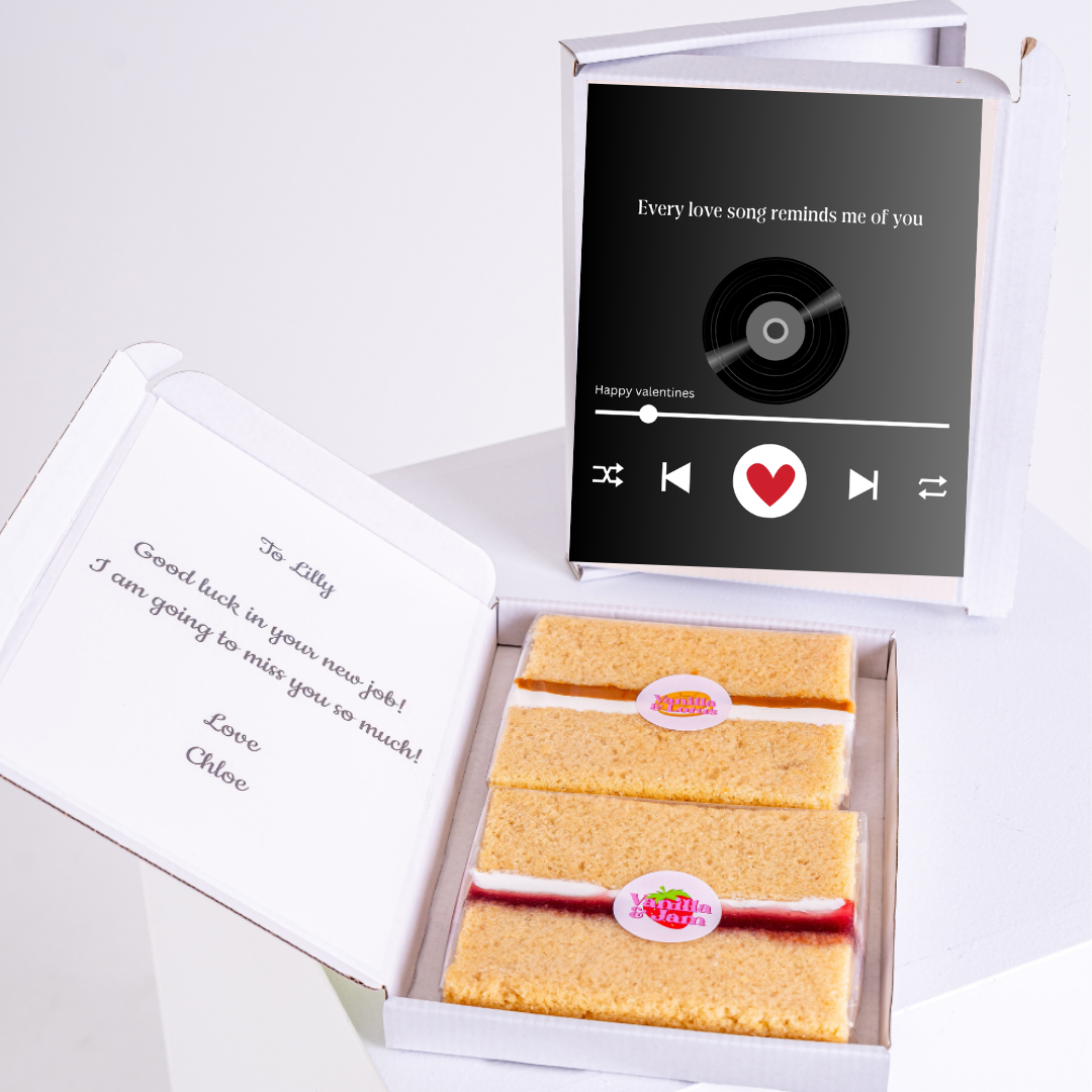 Cake gift box for Lilly with music card and message from Chloe