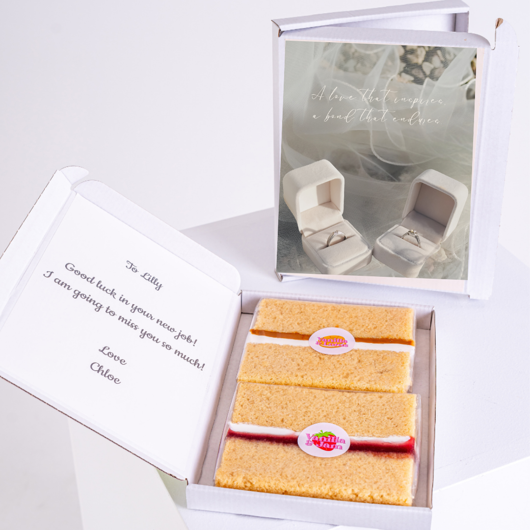 Cake gift box with a farewell message for Lilly