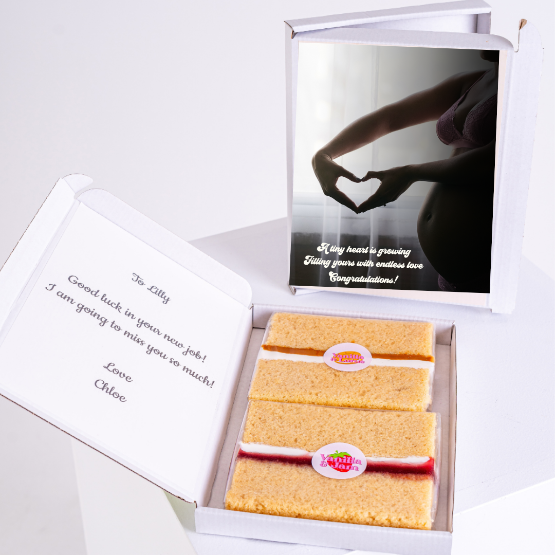Cake gift box for Lilly with pregnancy announcement, congratulations.