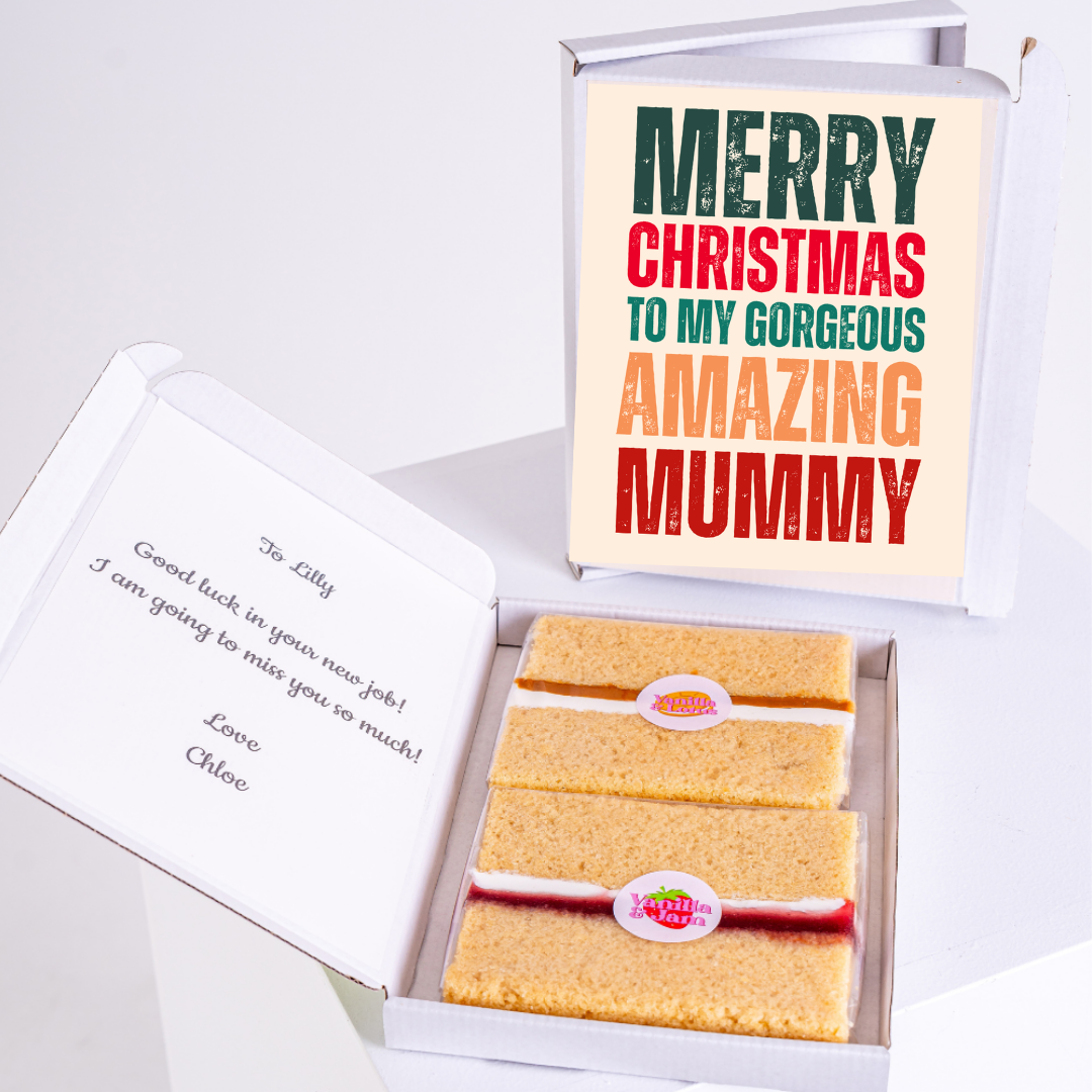 Christmas cake gift for Mummy, with a message from Chloe.
