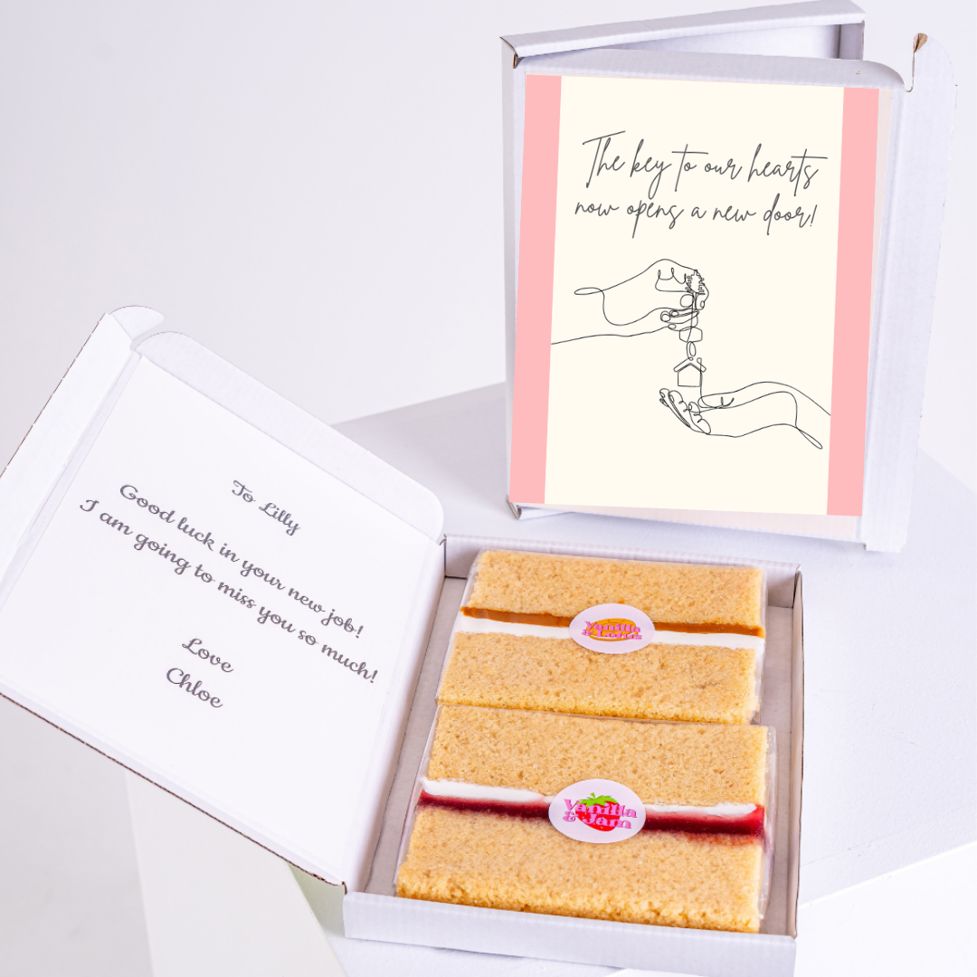 Farewell gift box for Lilly with cake and a new door card.